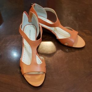 Adrienne Vittadini Cissy Flat